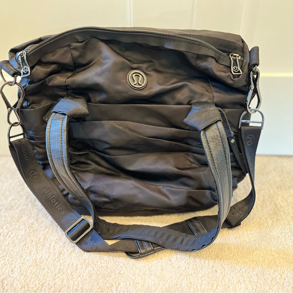 Black Nylan Lululemon Gym or Diaper bag